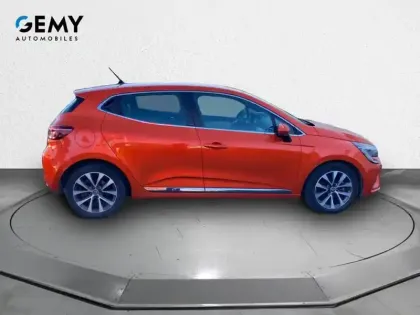 Photo 19 Renault Clio  E-Tech 140