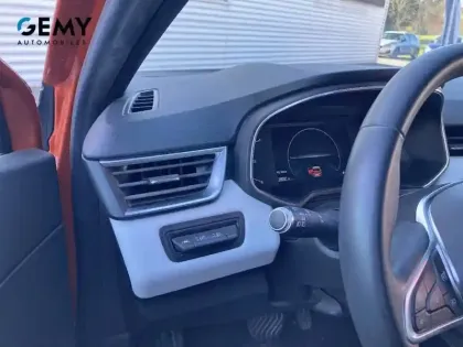 Photo 13 Renault Clio  E-Tech 140