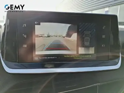 Photo 29 Peugeot 2008  PureTech 100 S&S BVM6