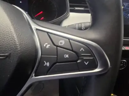 Photo 132 Renault Captur  TCe 90 - 21