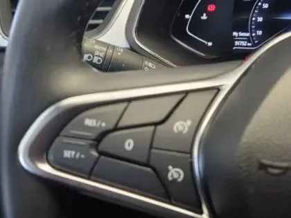 Photo 29 Renault Captur  TCe 90 - 21