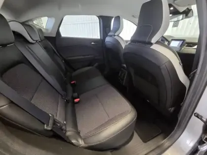 Photo 59 Renault Captur  TCe 90 - 21