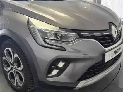 Photo 96 Renault Captur  TCe 90 - 21