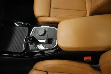 Photo 17 BMW X3  xDrive 30e 292ch BVA8