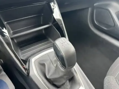 Photo 19 Peugeot 208  PureTech 75 S&S BVM5