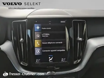 Photo 10 Volvo Xc60  B4 (Essence) 197 ch Geartronic 8 Momentum Business