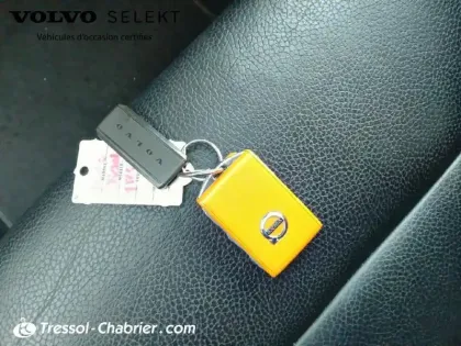 Photo 15 Volvo Xc60  B4 (Essence) 197 ch Geartronic 8 Momentum Business