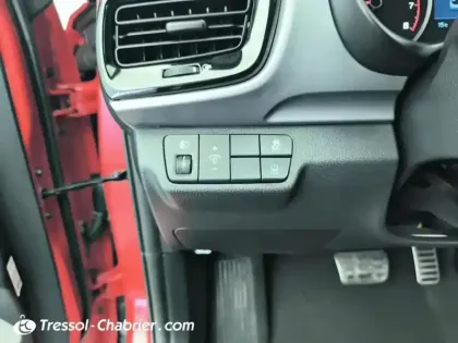 Photo 26 Kia Stonic  1.0 T-GDi 120 ch ISG DCT7 Design