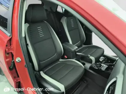 Photo 23 Kia Stonic  1.0 T-GDi 120 ch ISG DCT7 Design