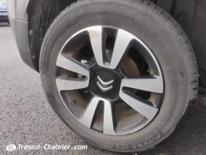 Photo 21 Citroën C3 Aircross Gén. I Ph1 Rip Curl 5