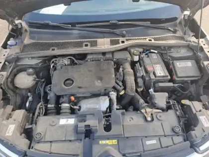 Photo 6 Citroën C4 Gén. III Ph1 Shine 5