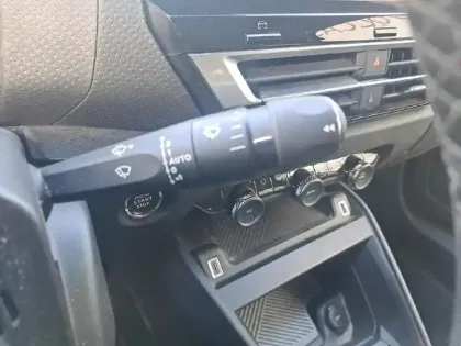 Photo 16 Citroën C4 Gén. III Ph1 Shine 5