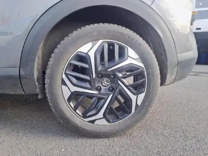 Photo 14 Citroën C4 Gén. III Ph1 Shine 5