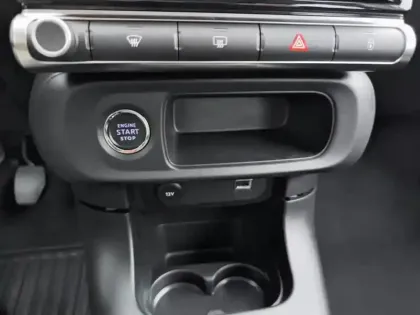 Photo 12 Citroën C3  PureTech 83 S&S BVM5 Shine