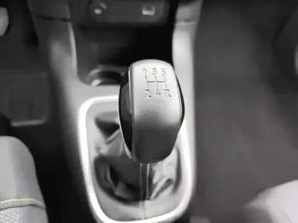 Photo 23 Citroën C3  PureTech 83 S&S BVM5 Shine