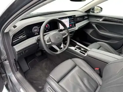 Photo 8 Volkswagen Passat 1.5 eHybrid 204 DSG6 Elegance