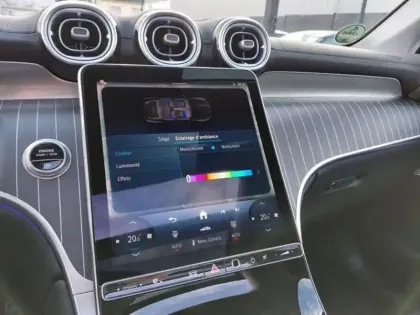 Photo 16 Mercedes Classe GLC GLC 220 d 4MATIC AMG Line