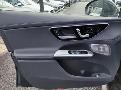 Photo 21 Mercedes Classe GLC Gén. II (X254) Ph1 AMG Line 5