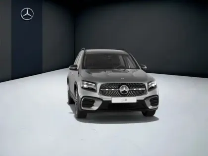 Photo 40 Mercedes GLB 200 d AMG Line