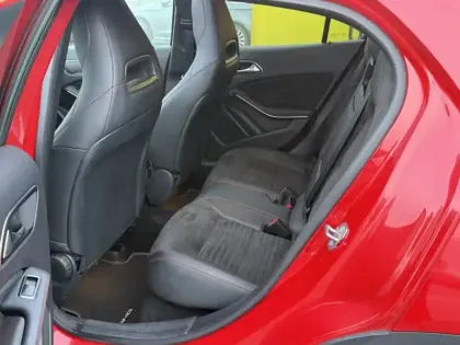 Photo 13 Mercedes GLA 220 d 2.0 170 Fascination