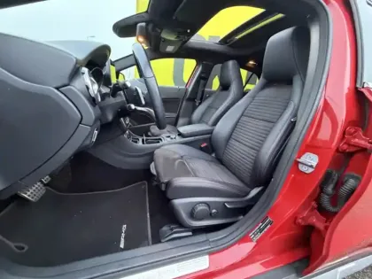 Photo 15 Mercedes GLA 220 d 2.0 170 Fascination