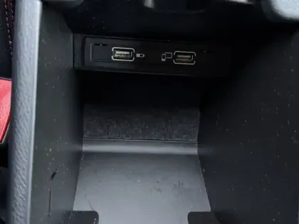 Photo 21 Mercedes GLA 220 d 2.0 170 Fascination