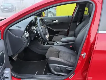 Photo 14 Mercedes GLA 220 d 2.0 170 Fascination