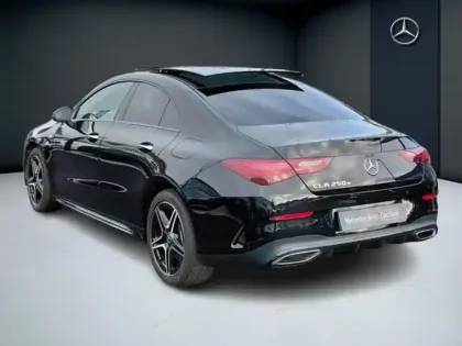 Photo 54 Mercedes CLA  250 e Hybrid EQ Coupé AMG 
