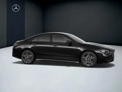 Photo 11 Mercedes CLA  250 e Hybrid EQ Coupé AMG 
