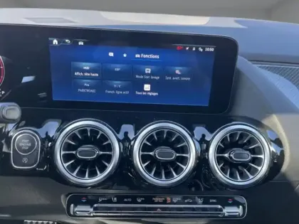 Photo 17 Mercedes GLA 200 d AMG Line