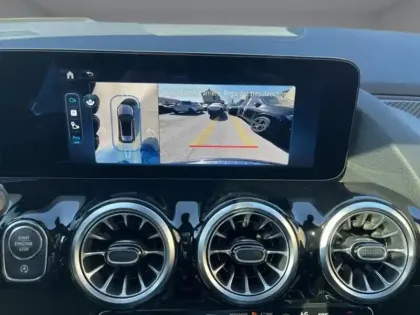 Photo 18 Mercedes GLA 200 d AMG Line