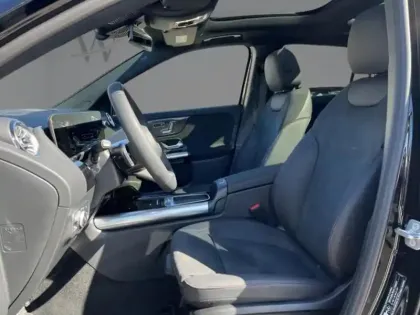 Photo 19 Mercedes GLA 200 d AMG Line