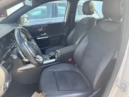 Photo 19 Mercedes Classe B 200 d AMG Line Edition