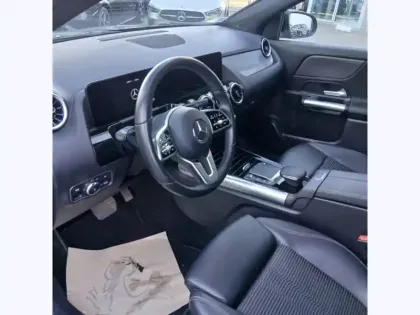 Photo 12 Mercedes GLA 200 d Progressive Line