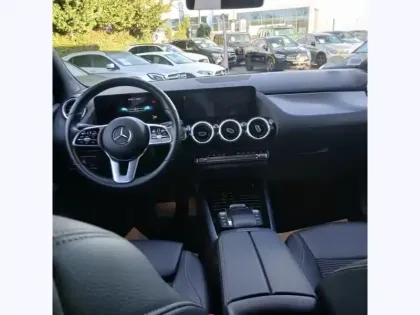 Photo 10 Mercedes GLA 200 d Progressive Line