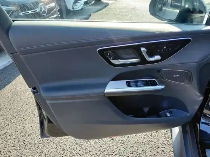 Photo 16 Mercedes Classe GLC Gén. II (X254) Ph1 AMG Line 5