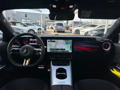 Photo 5 Mercedes CLA  200 AMG Line