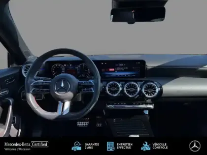 Photo 10 Mercedes Classe A 250 e AMG Line