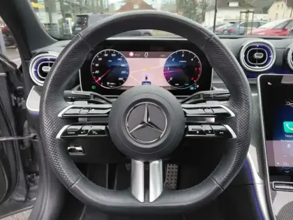 Photo 15 Mercedes Classe C  220 d Berline AMG Lin