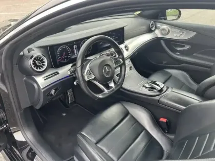 Photo 20 Mercedes CLA E 350 d 4MATIC Coupé Fascinati