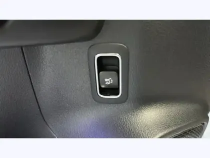 Photo 14 Mercedes GLA 220 d 4MATIC AMG Line