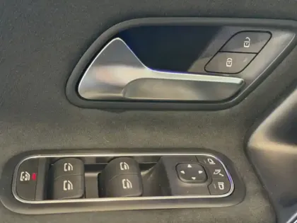 Photo 15 Mercedes Classe A Mercedes-AMG A 35 4MATIC