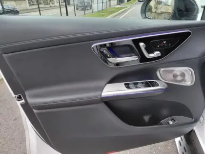 Photo 26 Mercedes Classe GLC Gén. II (C254) Ph1 AMG Line 5