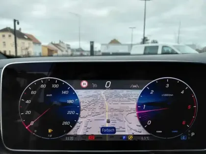 Photo 22 Mercedes Classe GLC Gén. II (C254) Ph1 AMG Line 5