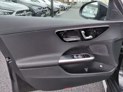 Photo 20 Mercedes Classe C  220 d Berline AMG Lin