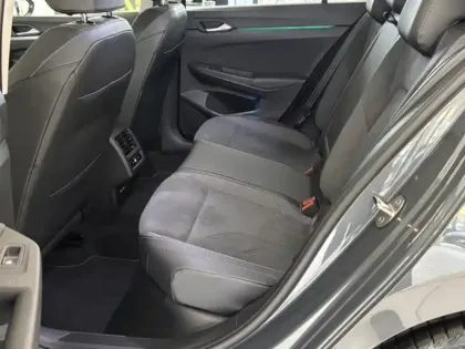 Photo 13 Volkswagen Golf Gén. VIII Ph2 Style 5