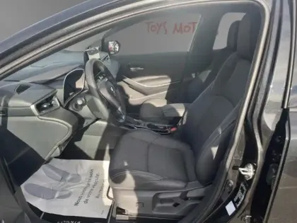 Photo 11 Toyota Corolla Hybride 1.8L 140ch Design