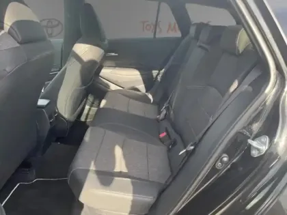 Photo 12 Toyota Corolla Hybride 1.8L 140ch Design