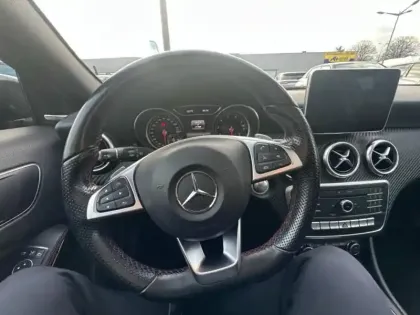 Photo 10 Mercedes Classe A  250 Fascination 4Matic 7G-DCT