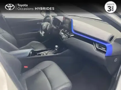 Photo 5 Toyota C-HR  122h Graphic 2WD E-CVT